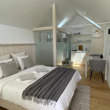 Apartmán Domacija Pri Momi Krizevci Exteriér fotografie